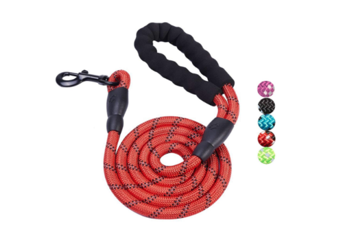 5 FT Leash With Comfortable Padded Handle and Reflective Threads