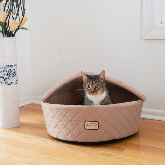 AeroMark C33HFS-FS-S Armarkat Cat Bed, Small, Light Apricot C3