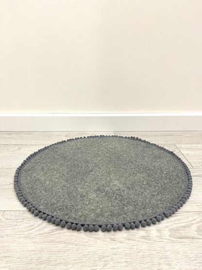 Saveplace® Round Pet Mat - Various Colors TINY Pom Poms, 2 Sizes